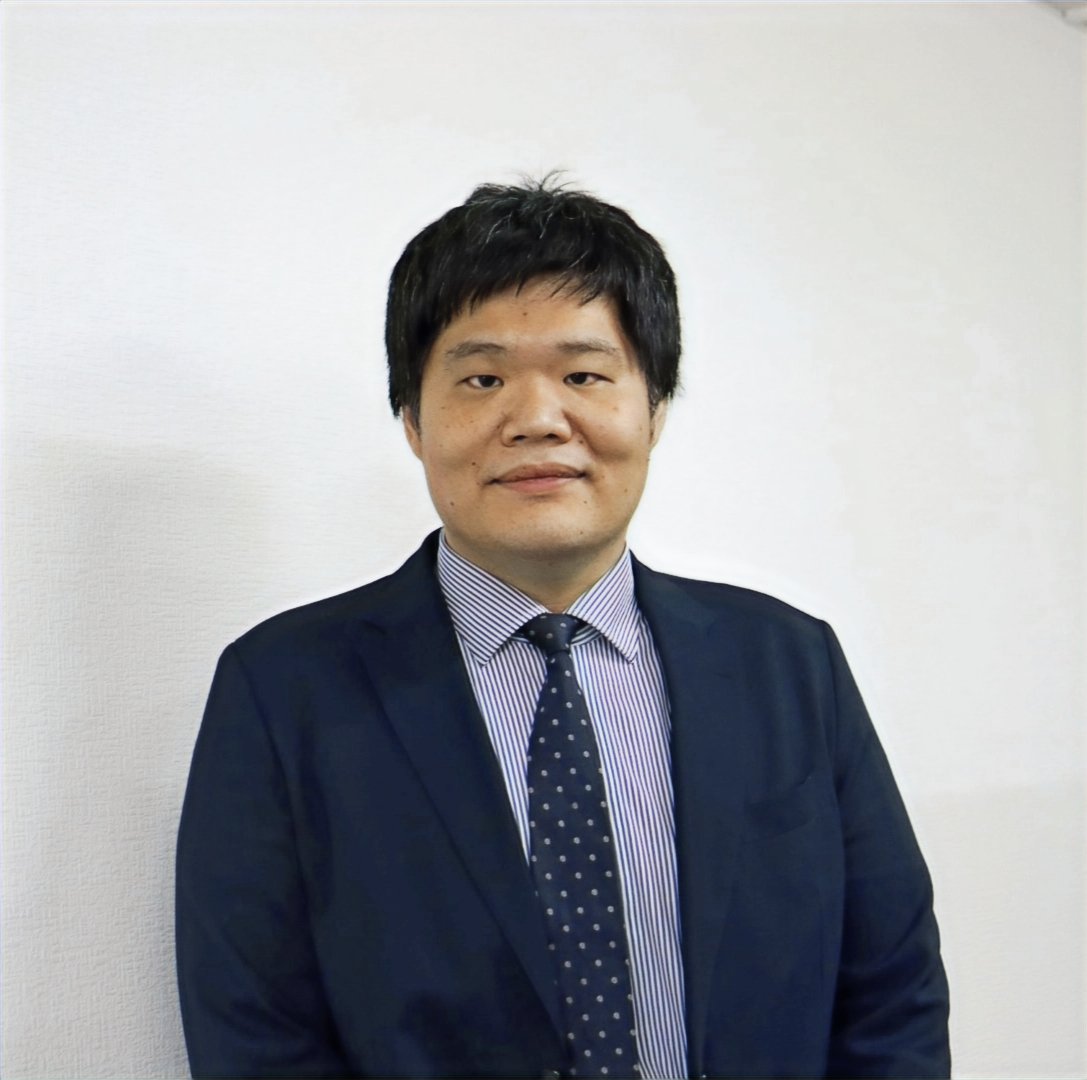 代表弁護士 中山雅貴